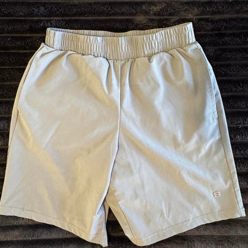 Gray shorts size kids LARGE.